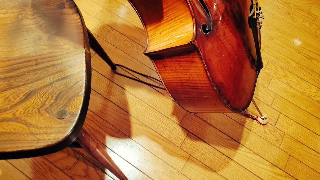 木製＆本革のチェロエンドピンストッパー – 古賀弦楽器